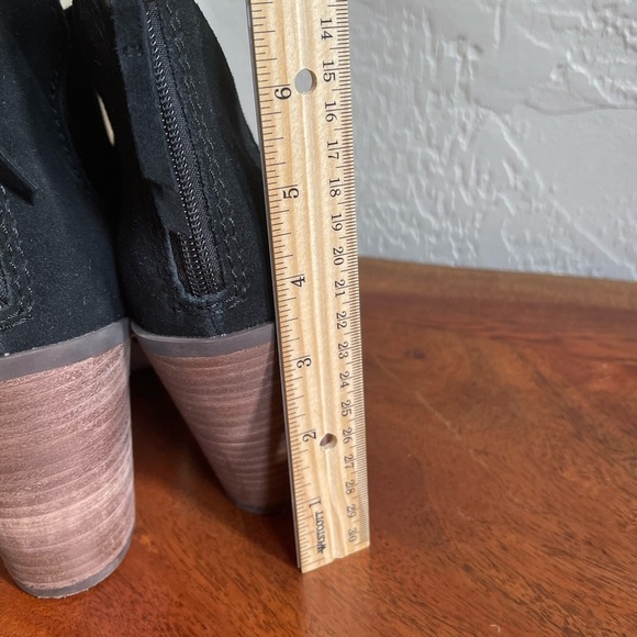 BP Black Suede Ankle Bootie Size: 8 - Picture 4 of 12